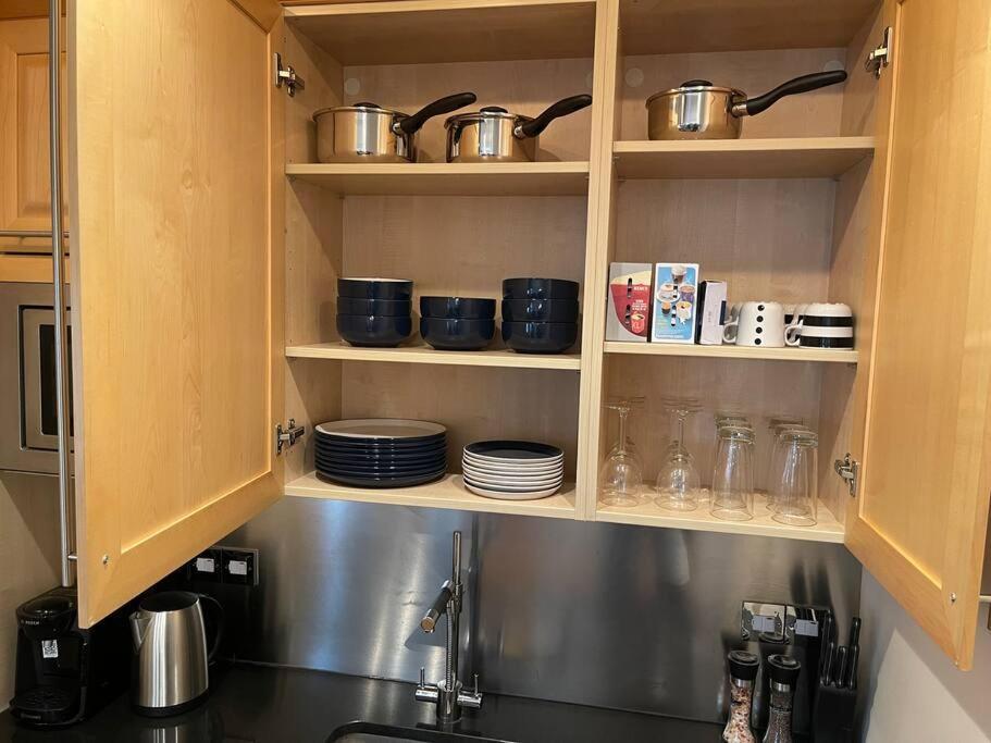 Luxurious Serviced Apt Next To The City Of London And Tower Bridge Apartment Exterior photo